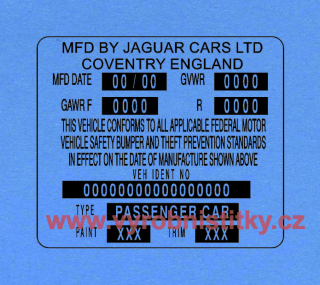 Výrobní štítek MFD BY JAGUAR CARS LTD - rok výroby